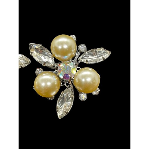 Vtg. Judy Lee Statement Rhinestone AB Crystal Faux Pearl Clip Earrings Signed - Picture 3 of 6